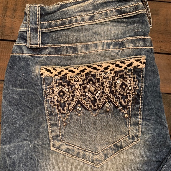 Miss Me Jeans - Picture 2 of 4